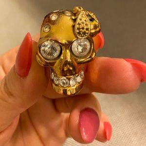 Iconic 100% authentic Alexander McQueen ring